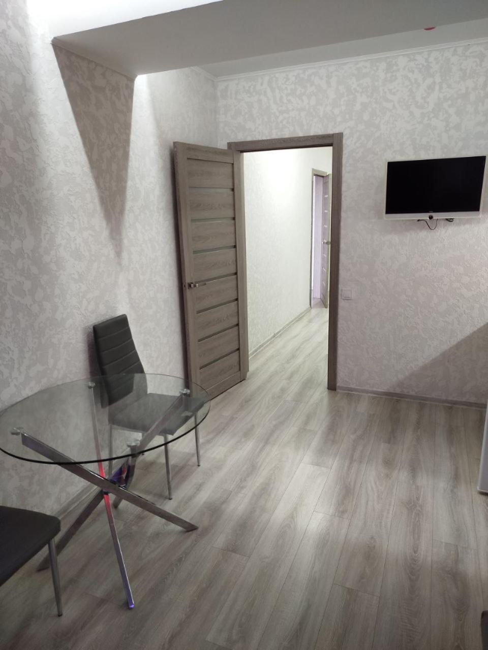 Apart-Hotel Sky Yuzhne Exterior photo