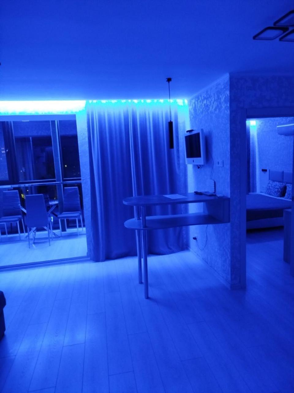 Apart-Hotel Sky Yuzhne Exterior photo